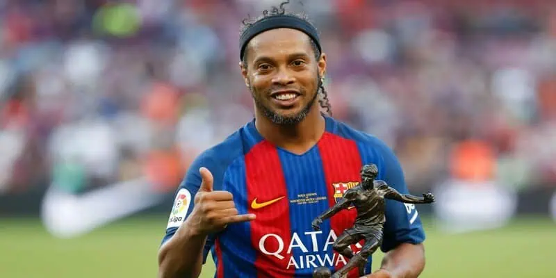Đại sứ Okvip Ronaldinho năm nay đã sang tuổi 44